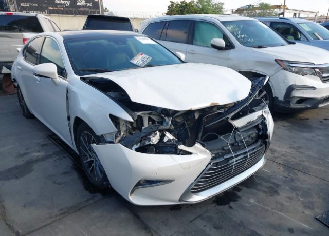 2017 LEXUS ES