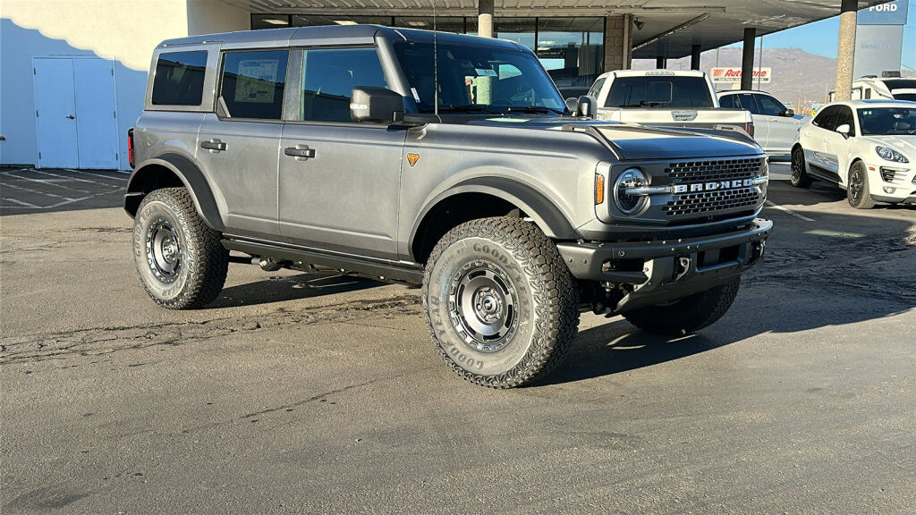 2025 FORD Bronco