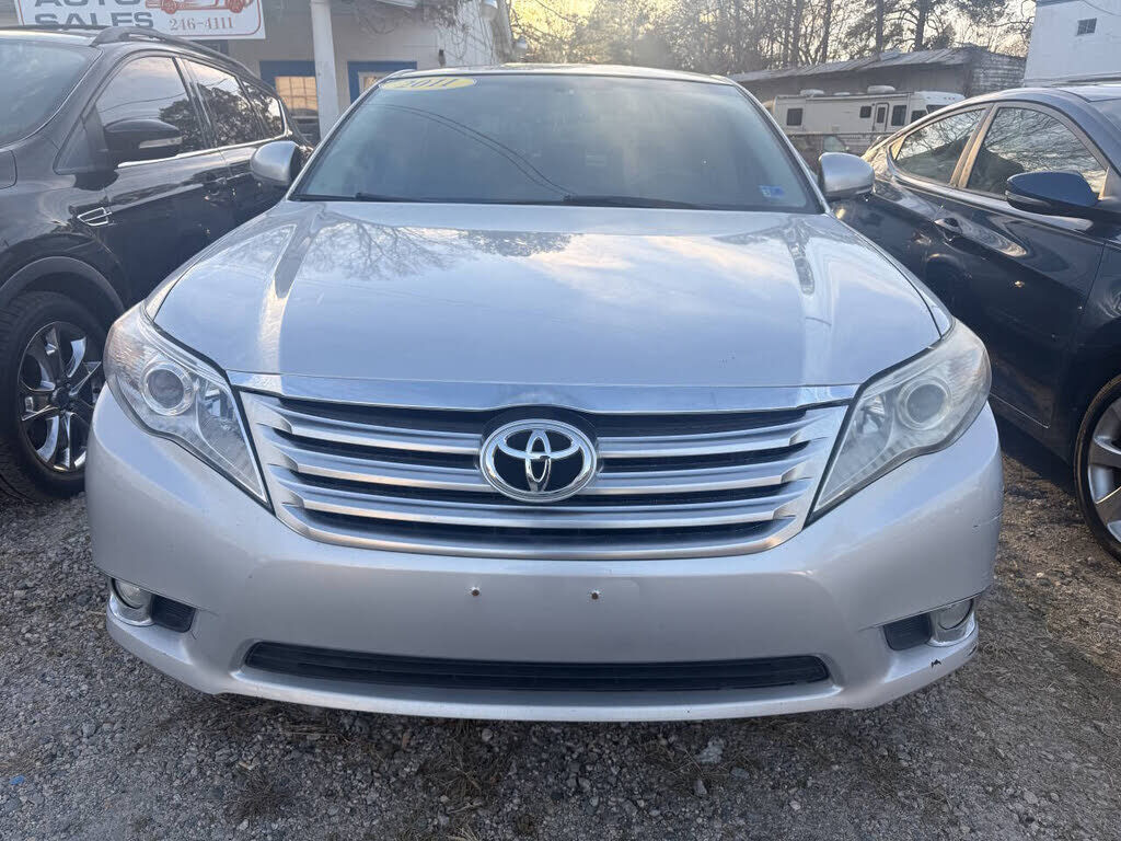 2011 TOYOTA Avalon