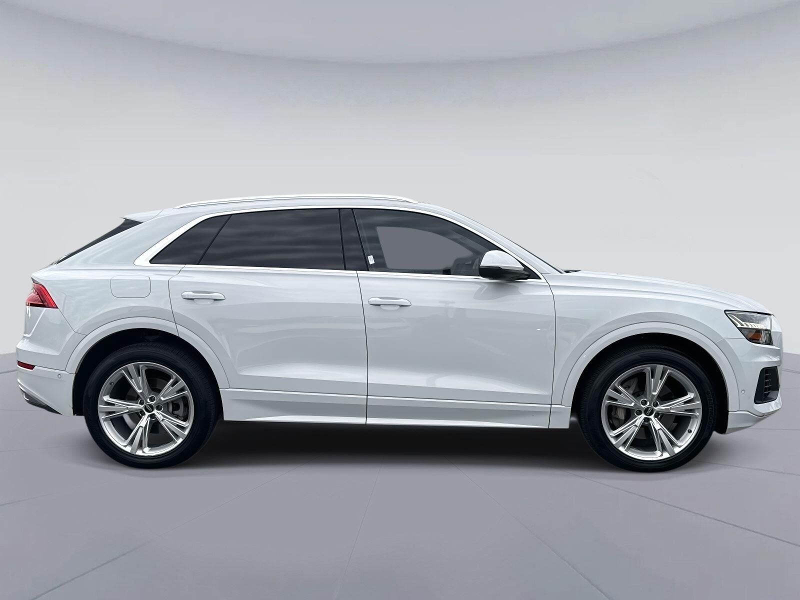 2023 Audi Q8