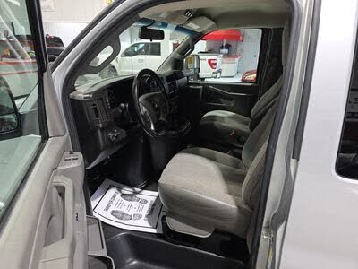 2017 CHEVROLET Express