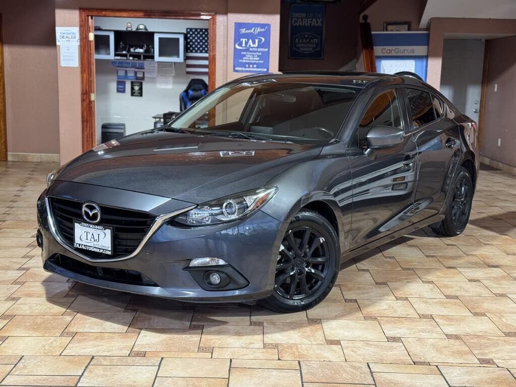 2016 MAZDA Mazda3