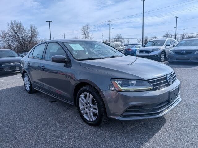2018 VOLKSWAGEN Jetta