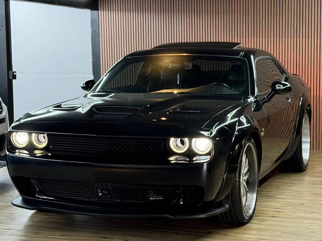 2019 DODGE Challenger