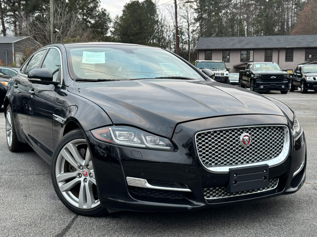 2016 JAGUAR XJ