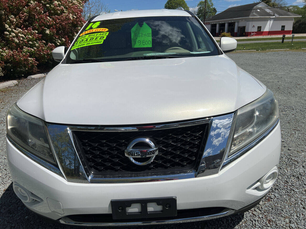 2014 NISSAN Pathfinder