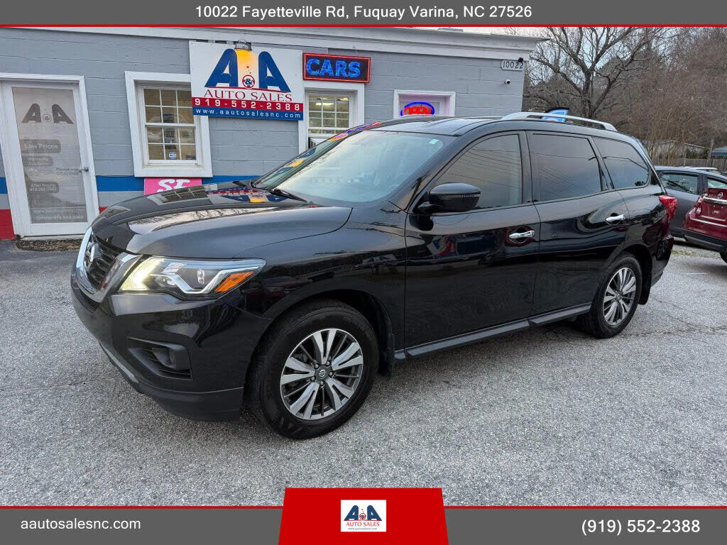 2020 NISSAN Pathfinder