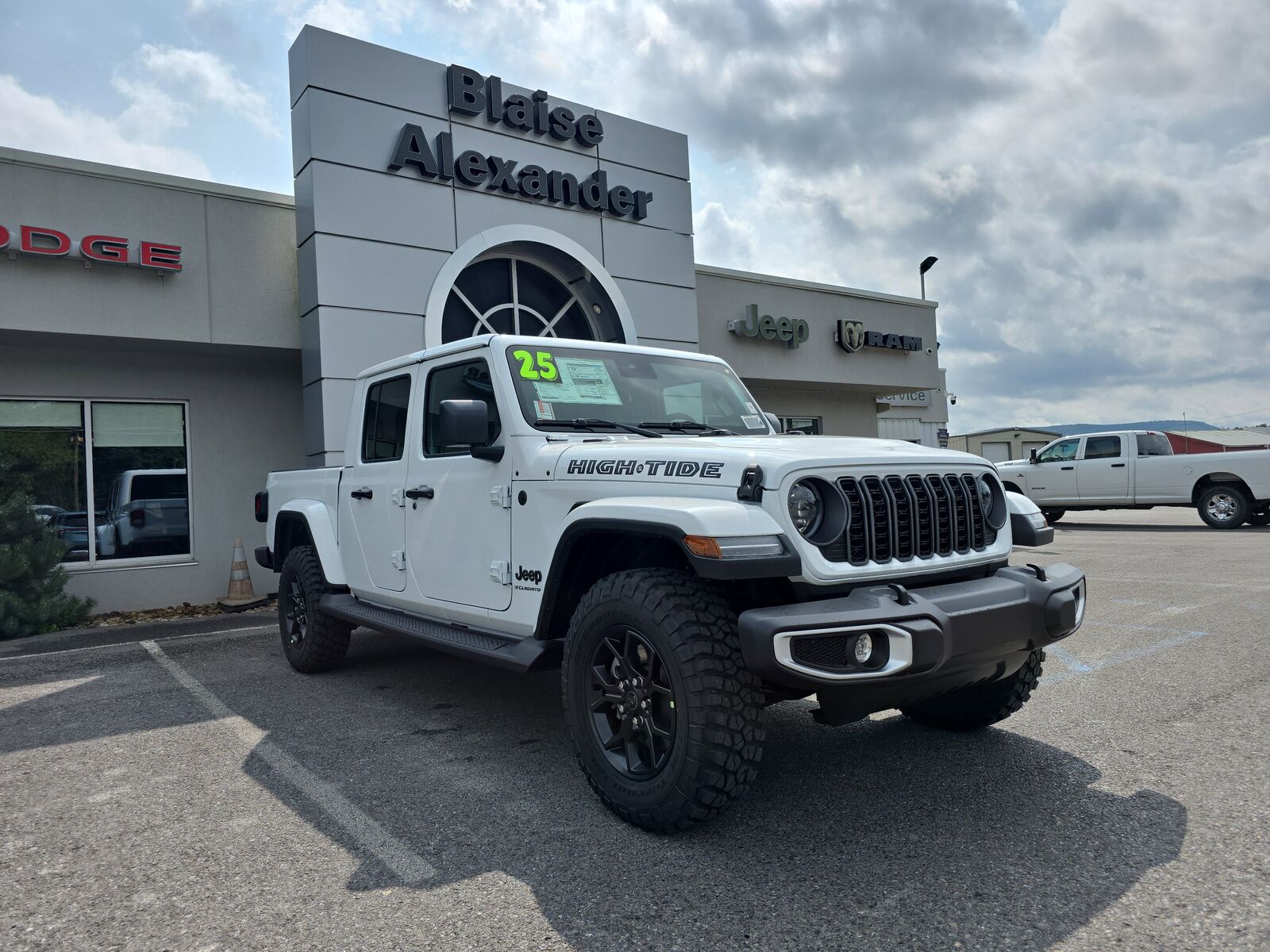 2025 JEEP Gladiator