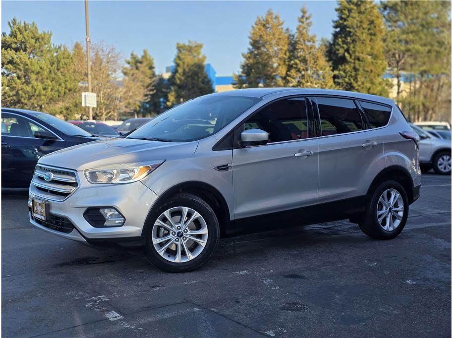 2017 FORD Escape