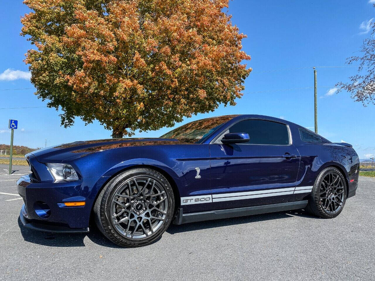 2011 FORD Mustang