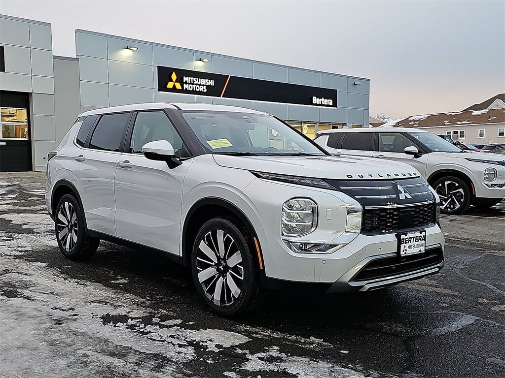 2026 MITSUBISHI Outlander