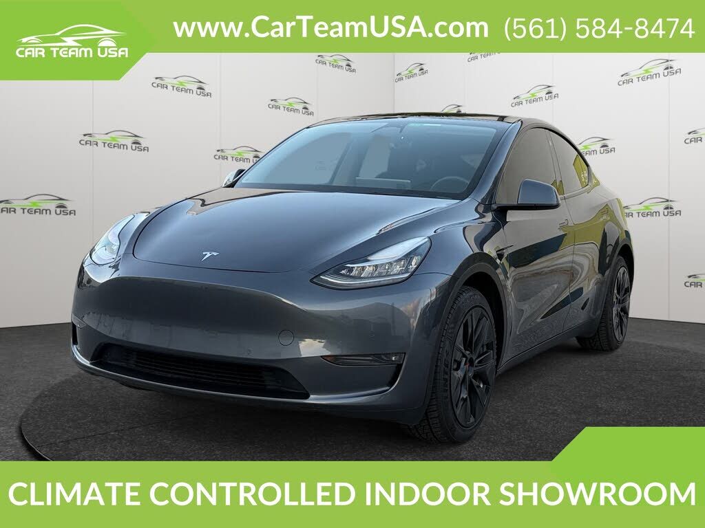 2022 TESLA Model Y