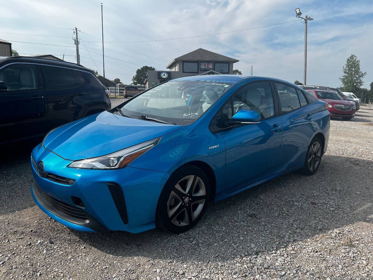 2019 TOYOTA PRIUS
