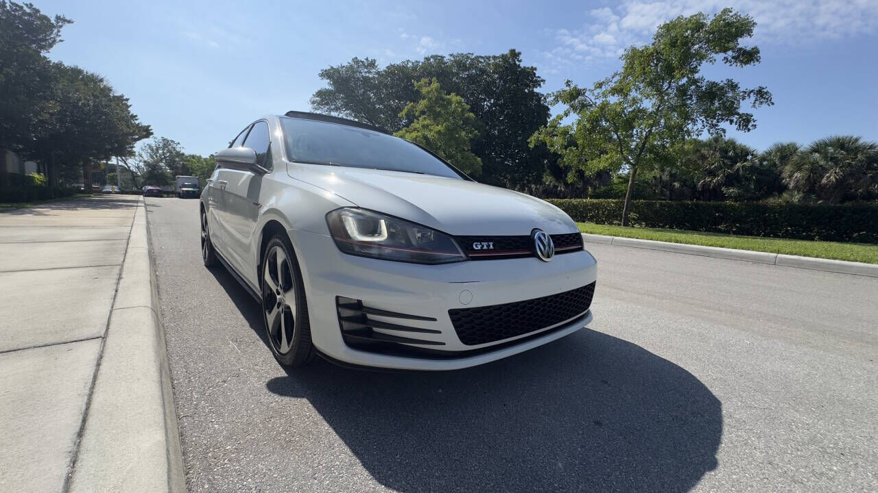 2016 VOLKSWAGEN Golf GTI