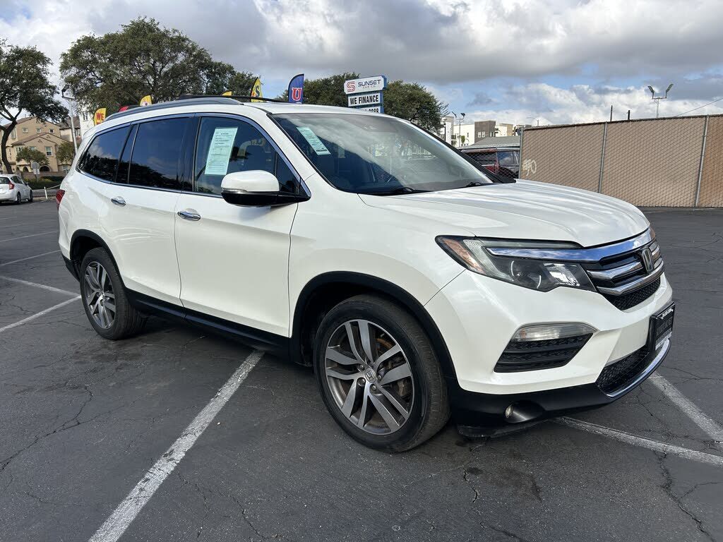 2016 HONDA Pilot
