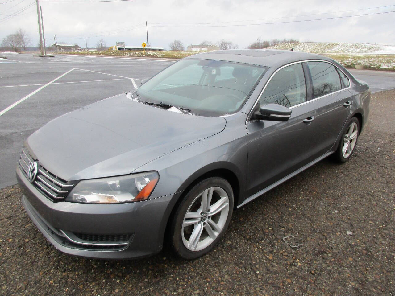 2014 VOLKSWAGEN Passat