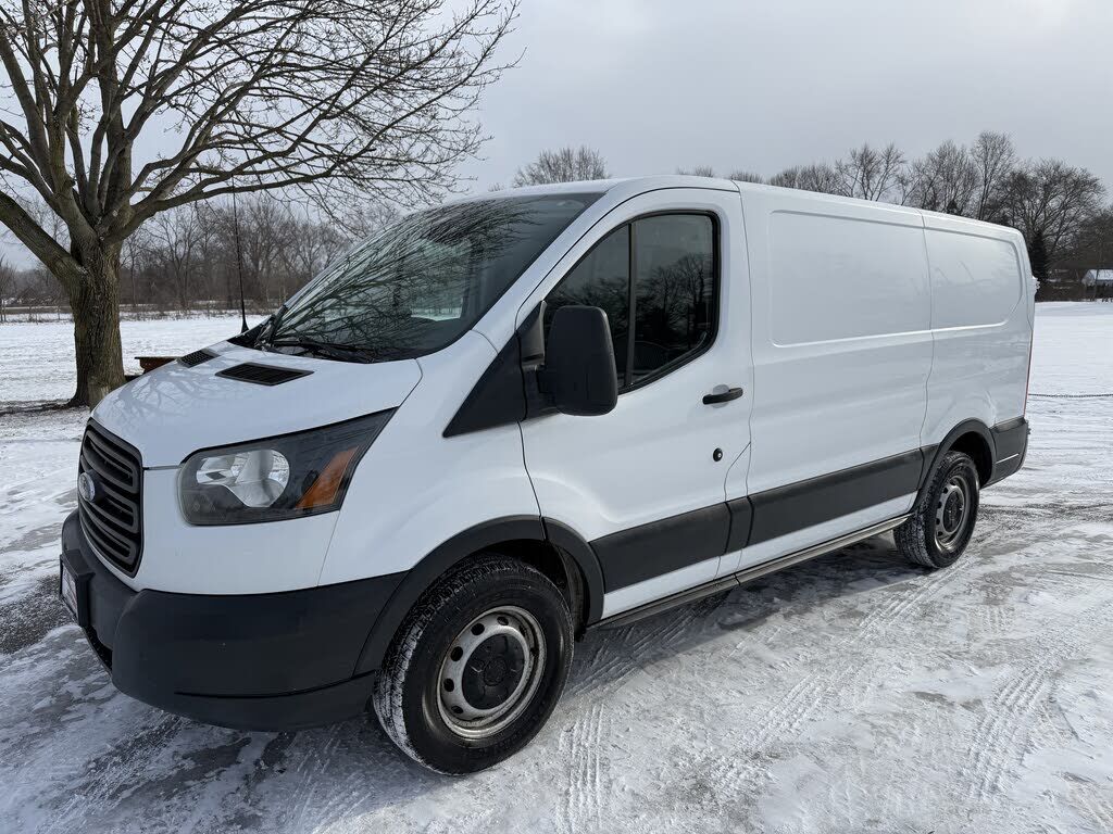 2017 FORD Transit