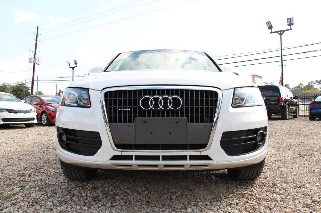 2011 AUDI Q5
