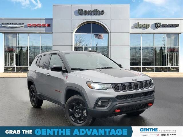 2023 JEEP Compass