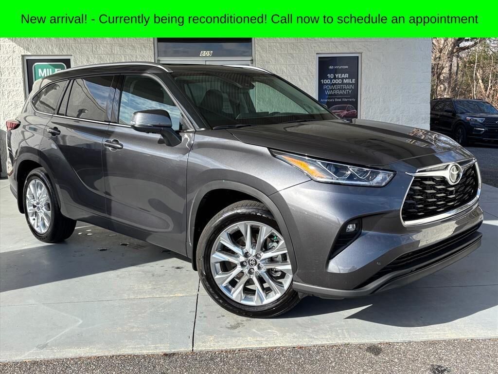 2025 TOYOTA Highlander