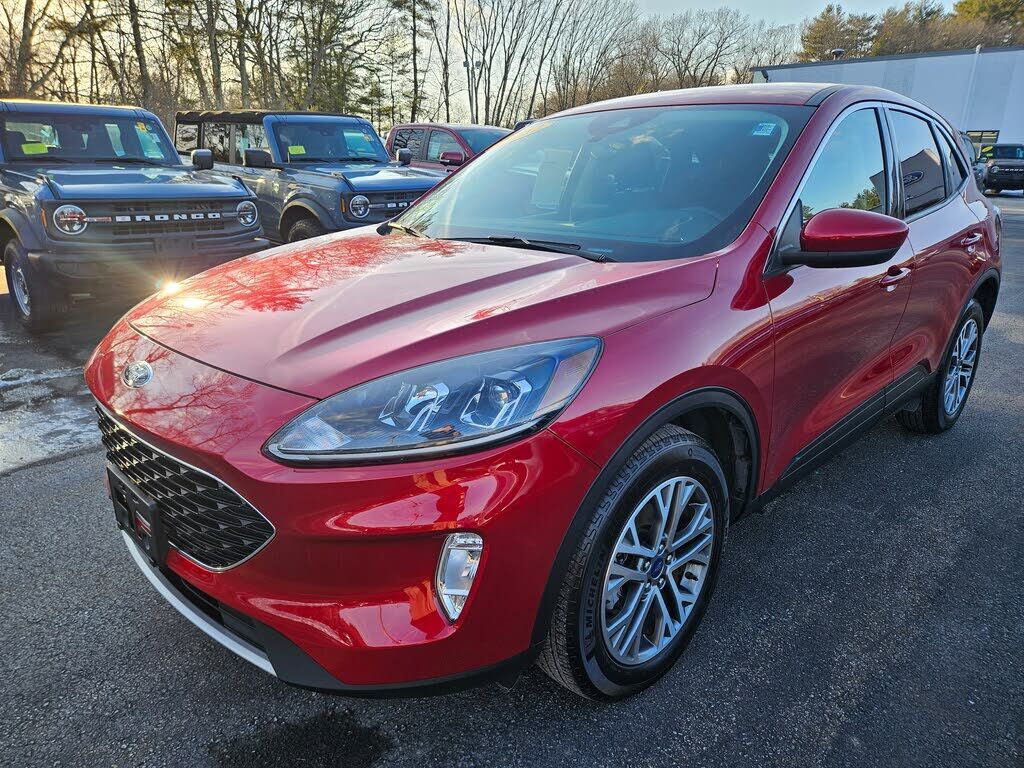 2022 FORD Escape