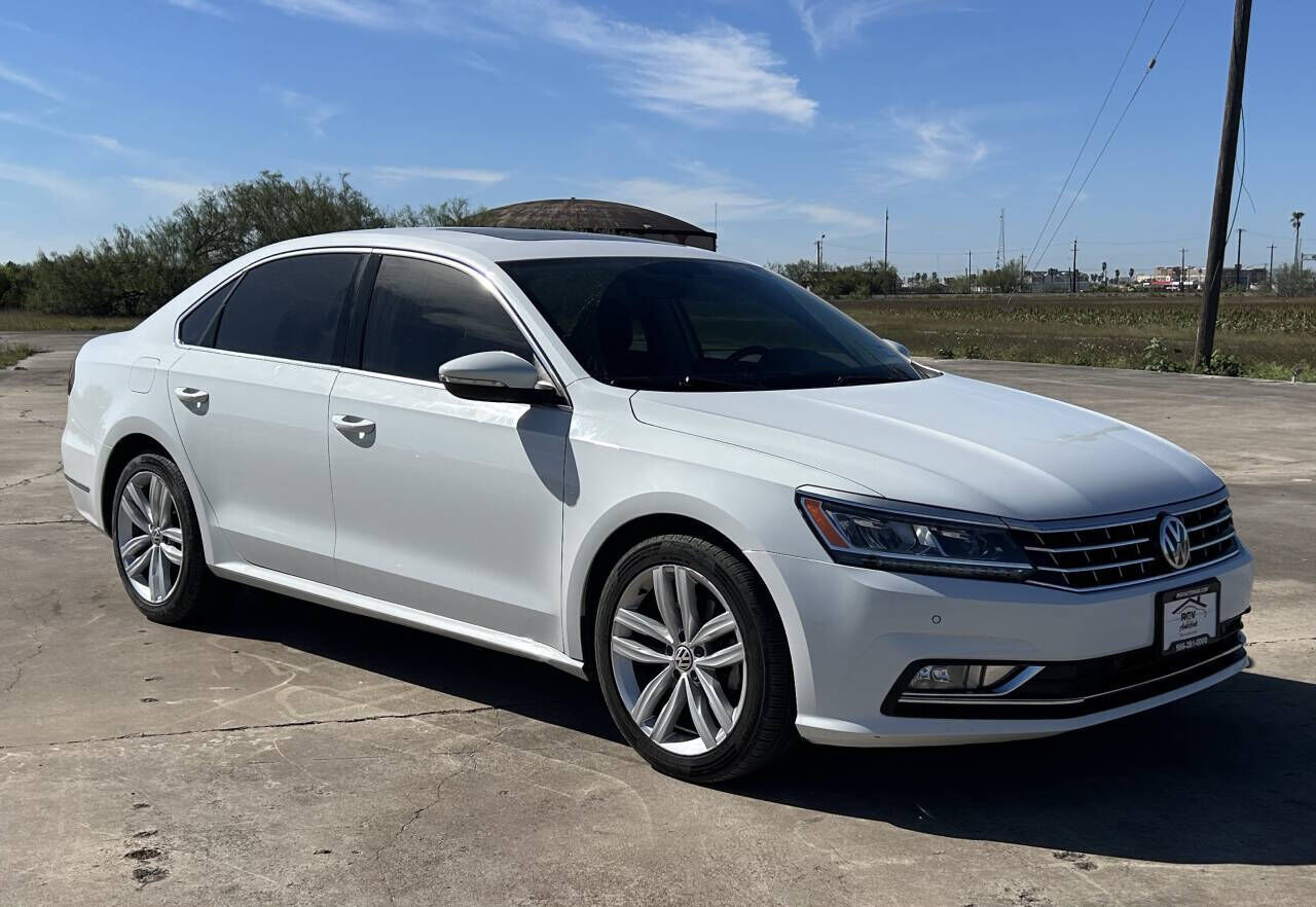 2018 VOLKSWAGEN Passat