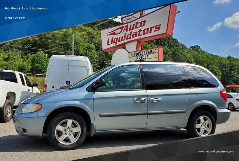 2005 DODGE Caravan