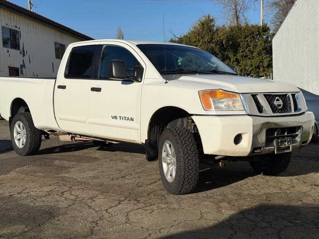 Nissan Titan