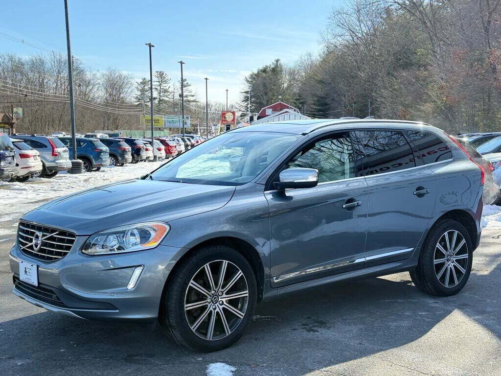 2016 VOLVO XC60
