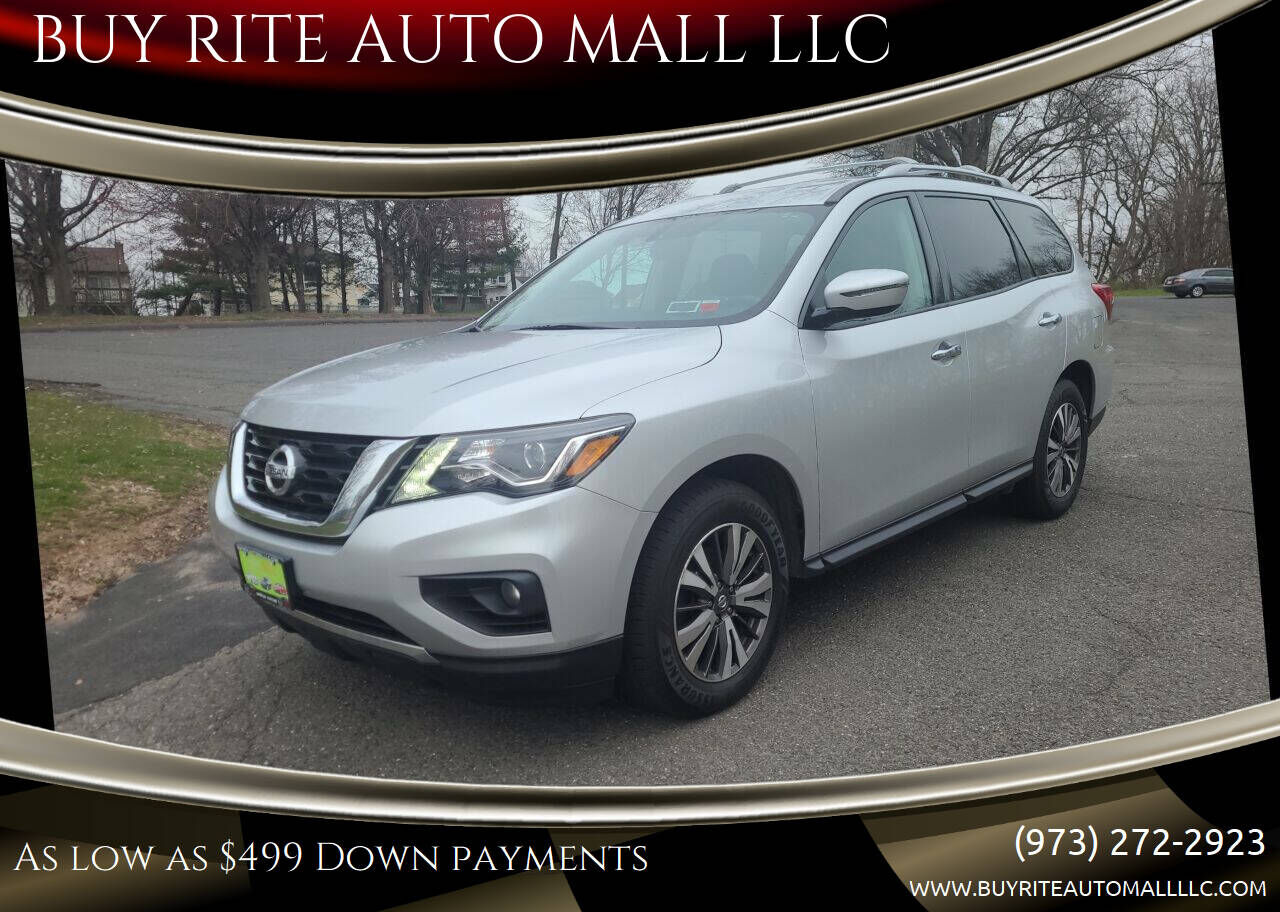 2017 NISSAN Pathfinder