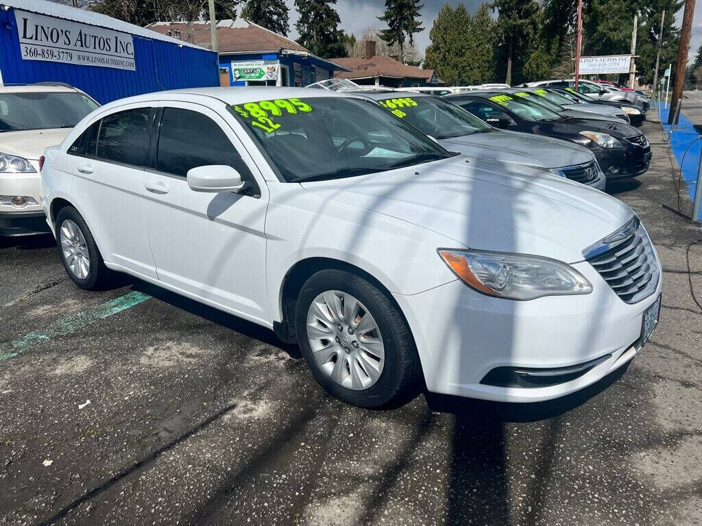 2012 CHRYSLER 200