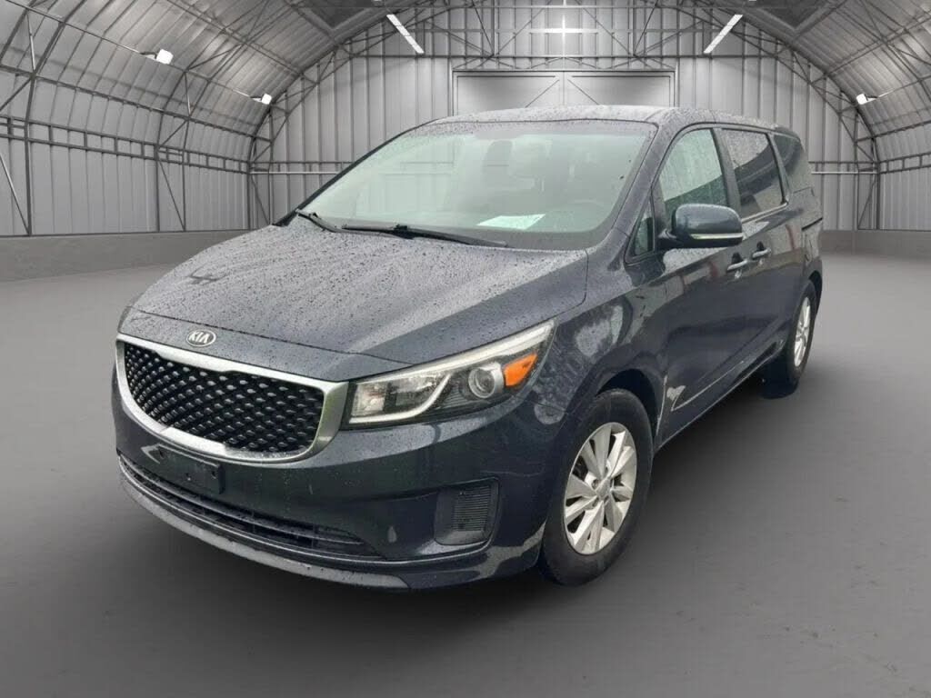 2017 KIA Sedona