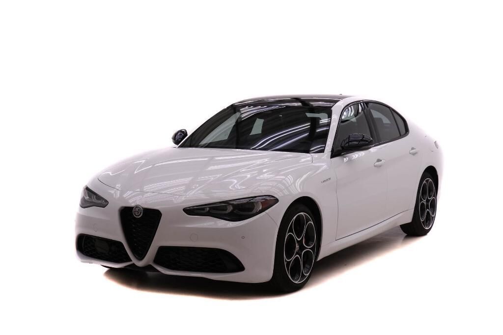 2025 ALFA ROMEO Giulia