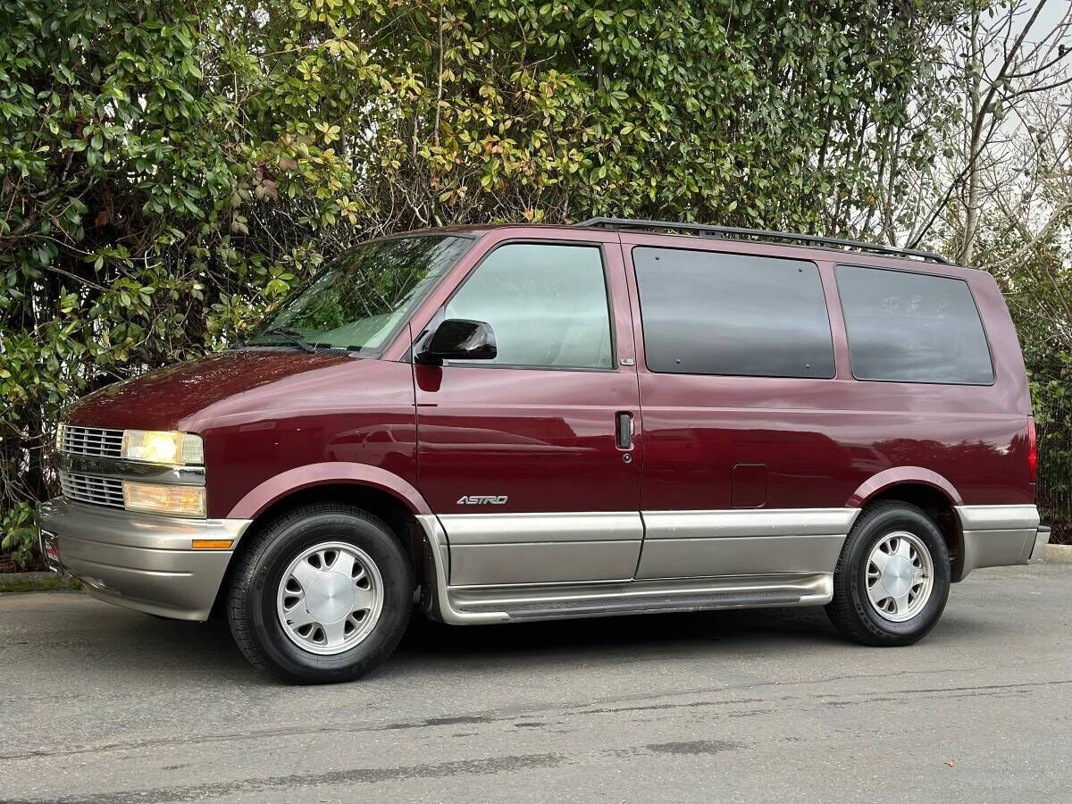 2002 CHEVROLET Astro Van