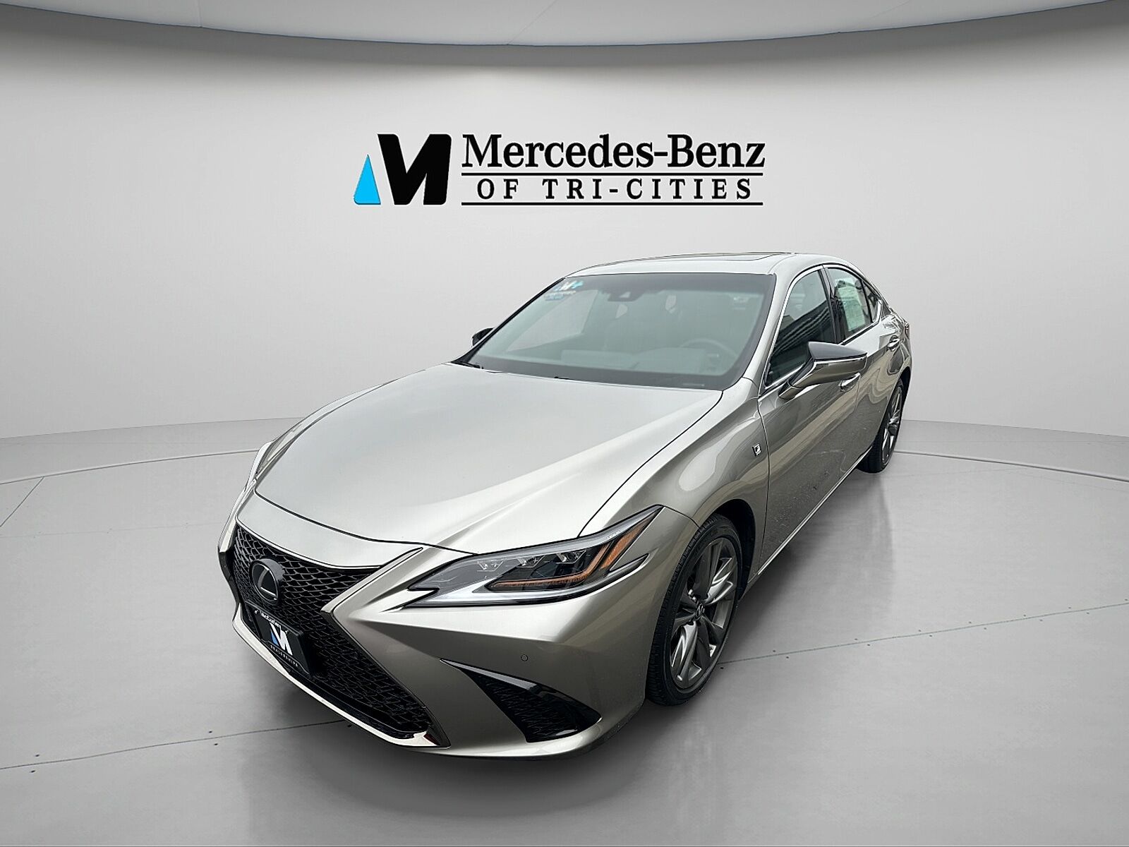 2021 LEXUS ES