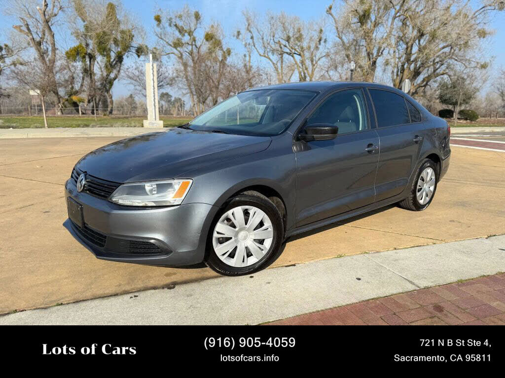 2012 VOLKSWAGEN Jetta