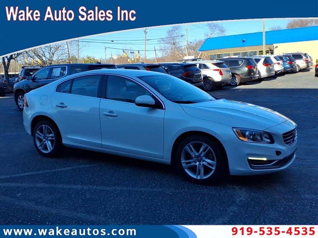2015 VOLVO S60