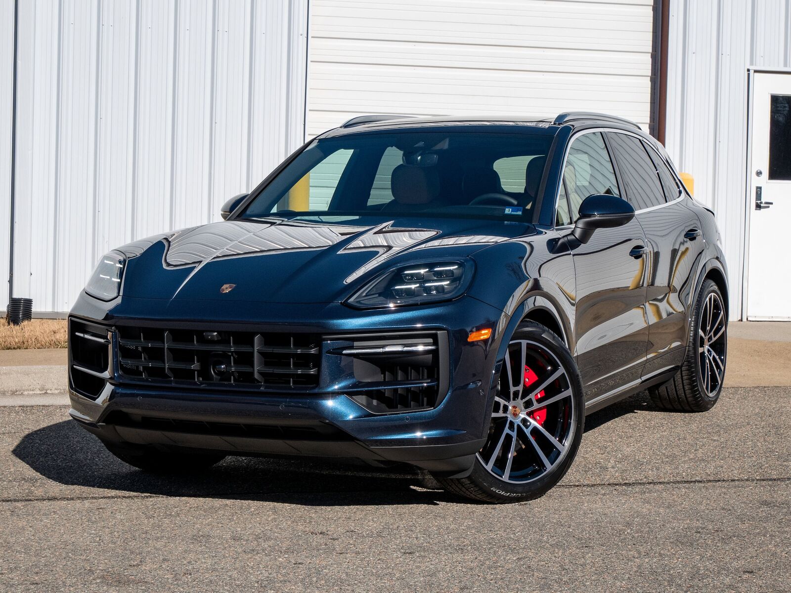 2026 PORSCHE Cayenne