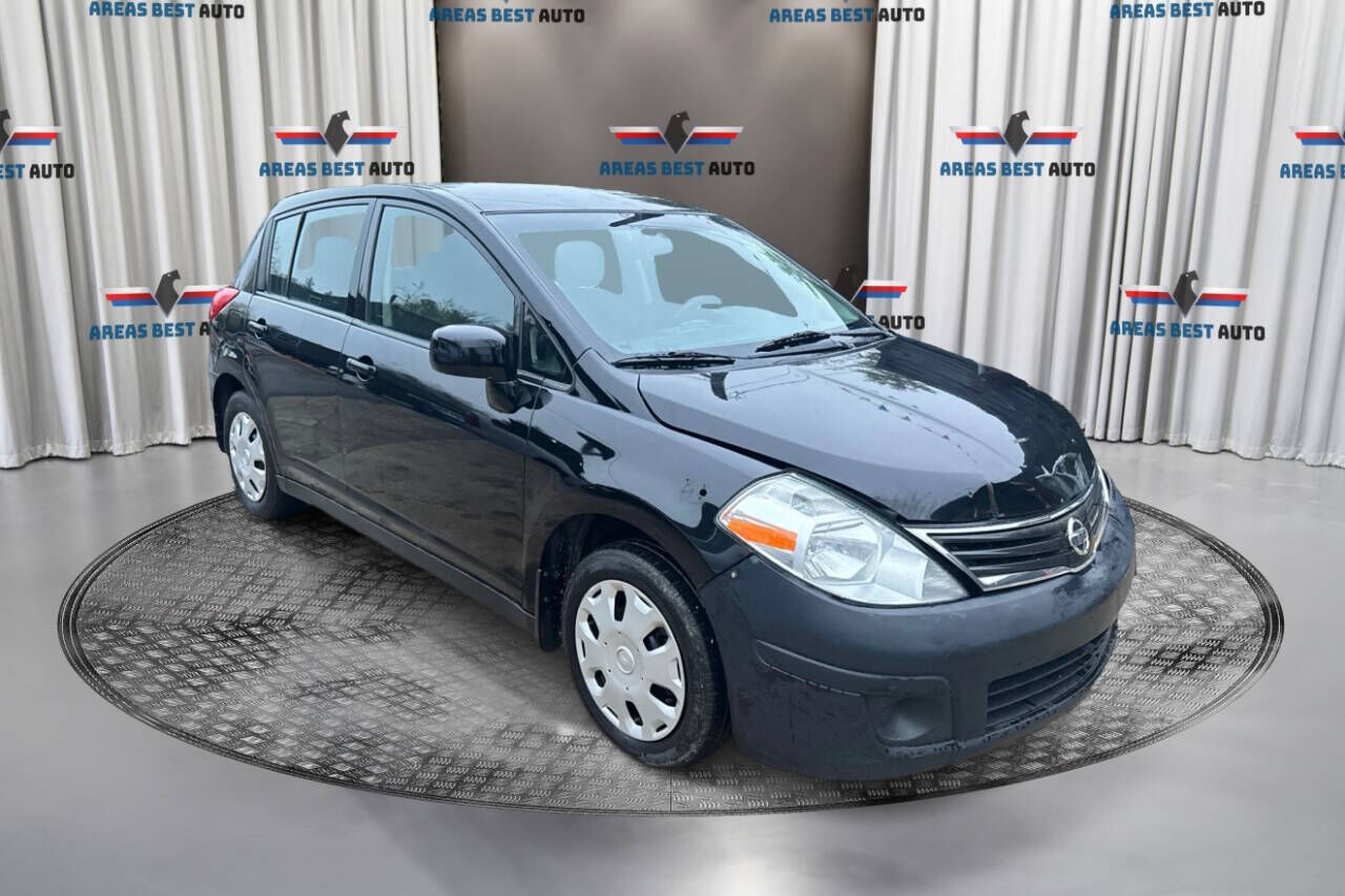 2011 NISSAN Versa