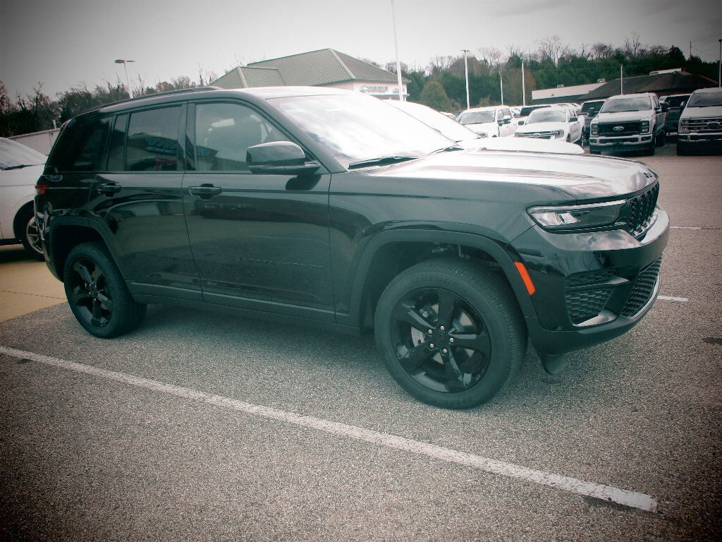 2025 JEEP Grand Cherokee