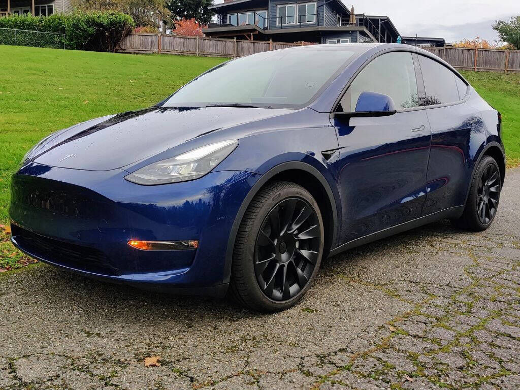 2022 TESLA Model Y
