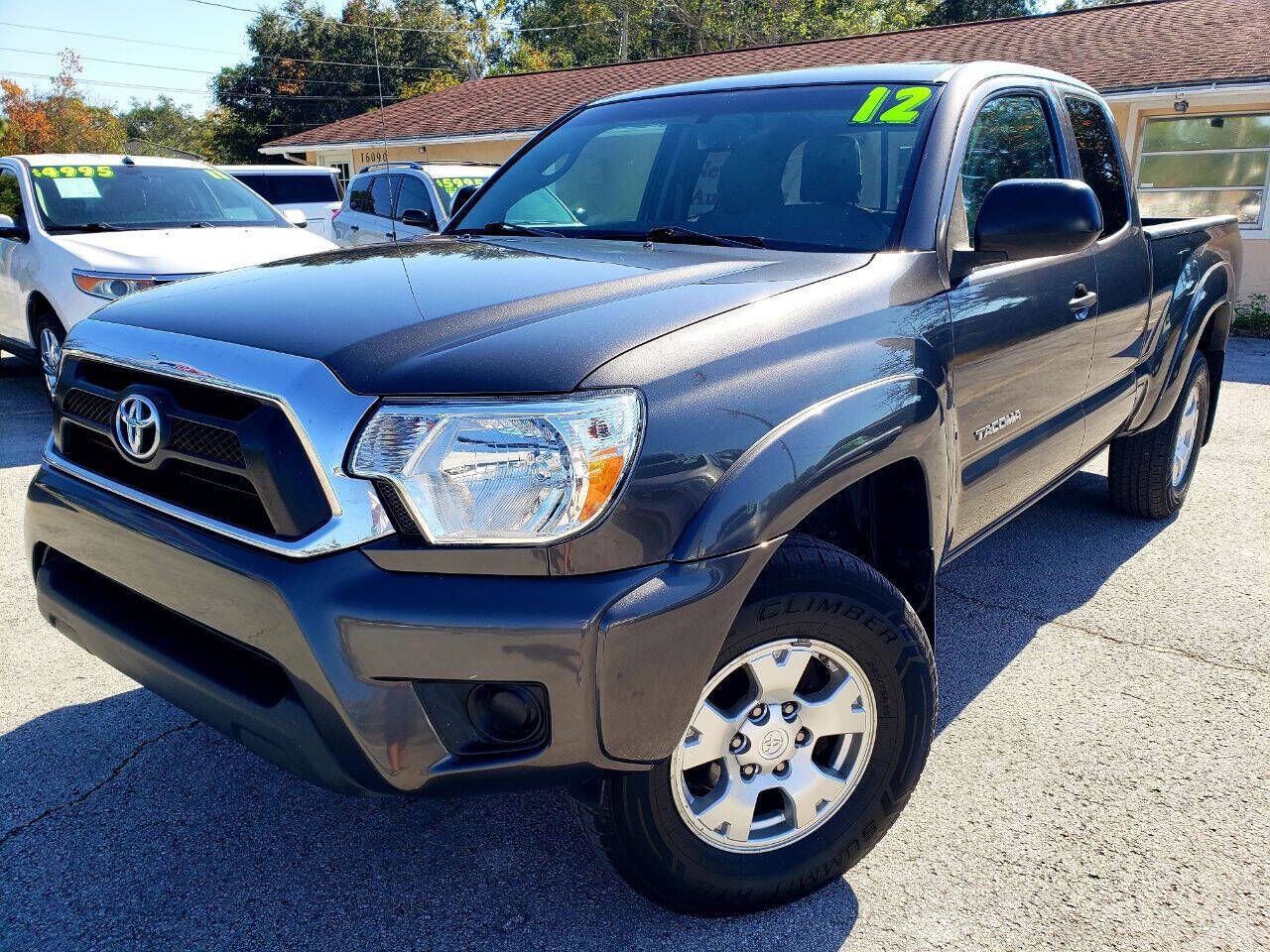 2012 TOYOTA Tacoma