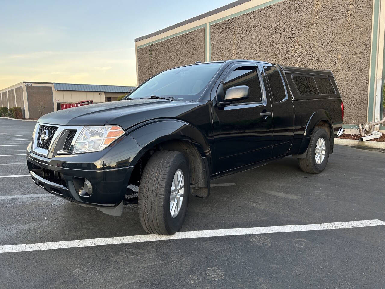 2017 NISSAN Frontier