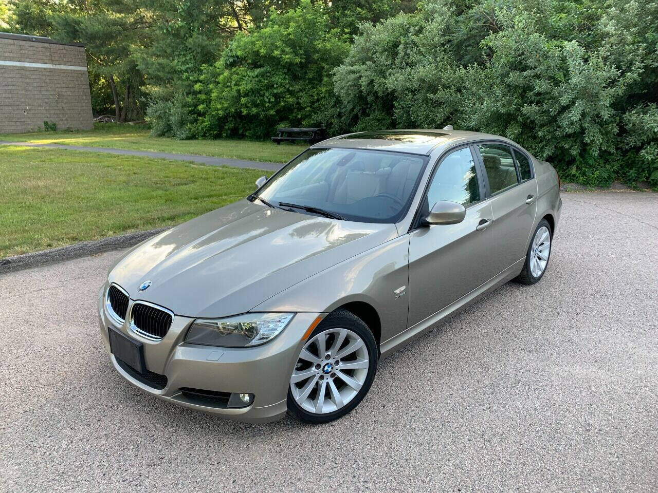 2011 BMW 3 Series