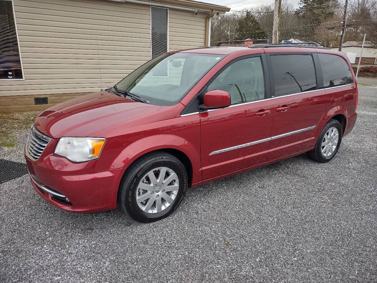 2014 CHRYSLER Town and Country
