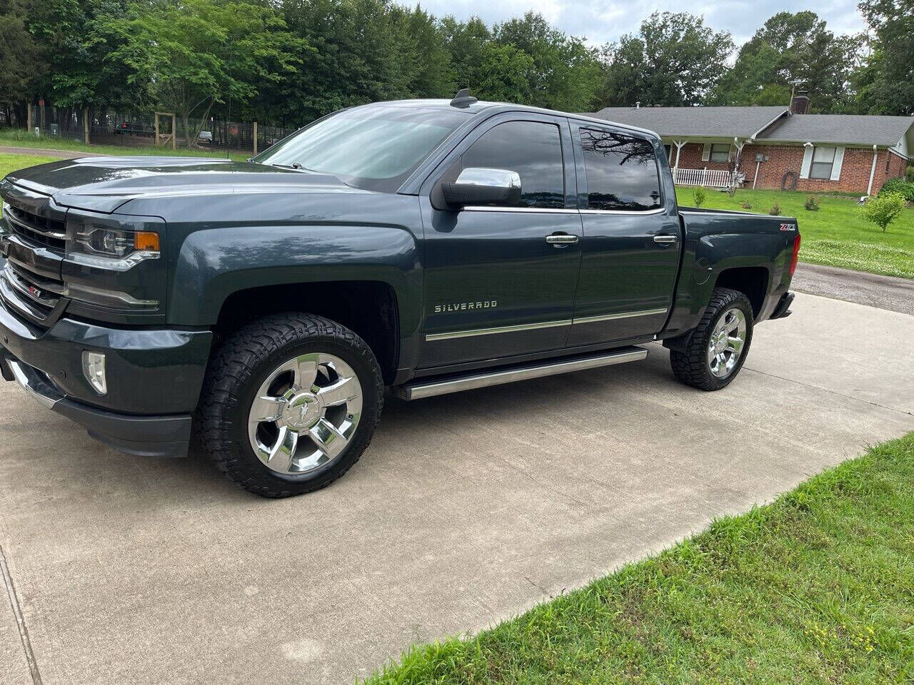 2017 CHEVROLET Silverado