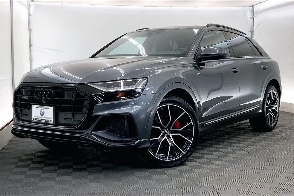 2022 AUDI Q8