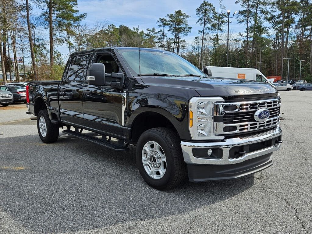2025 FORD F-250
