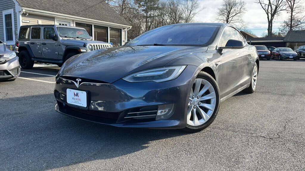 2017 TESLA Model S