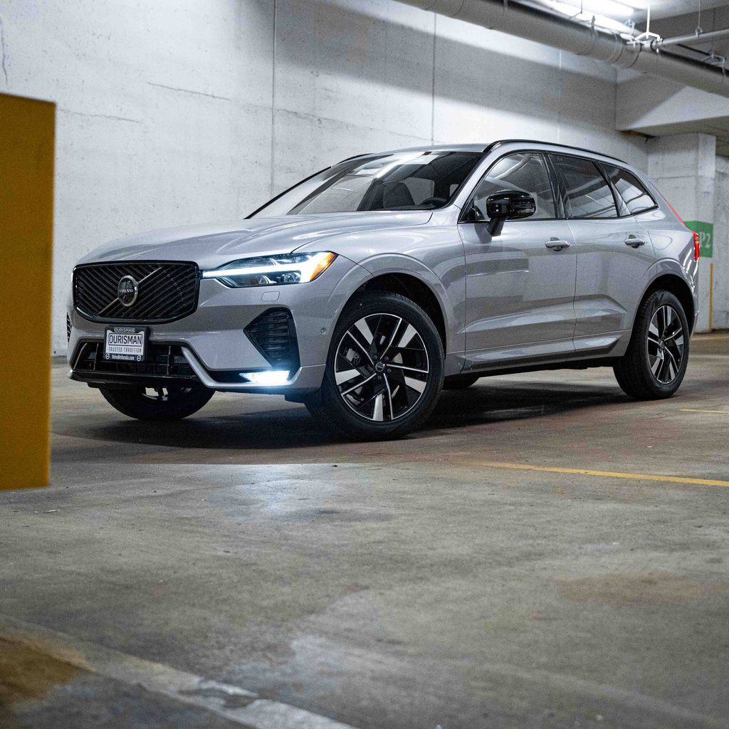 2026 VOLVO XC60